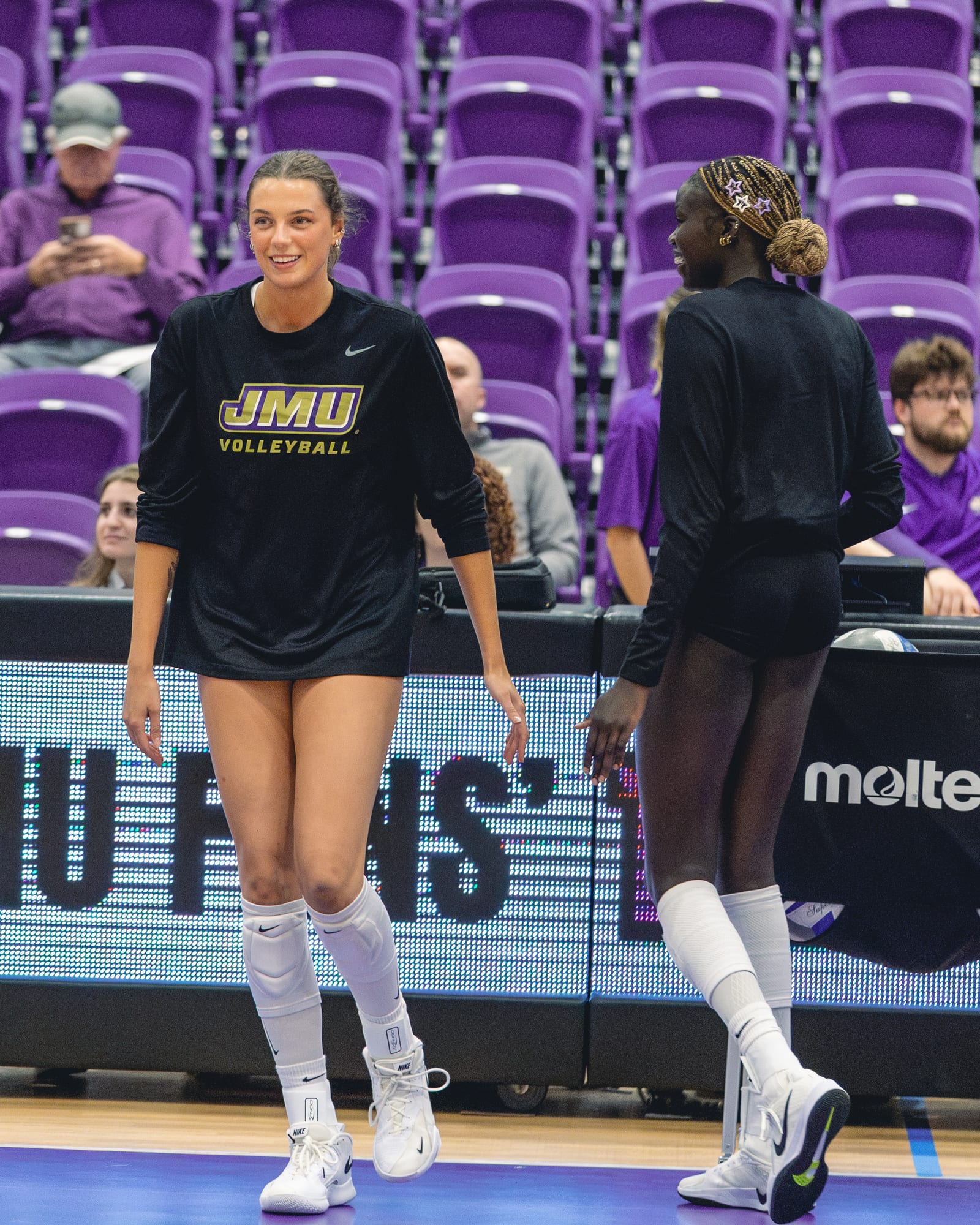 JMU vs. Loyola volleyball photo 7