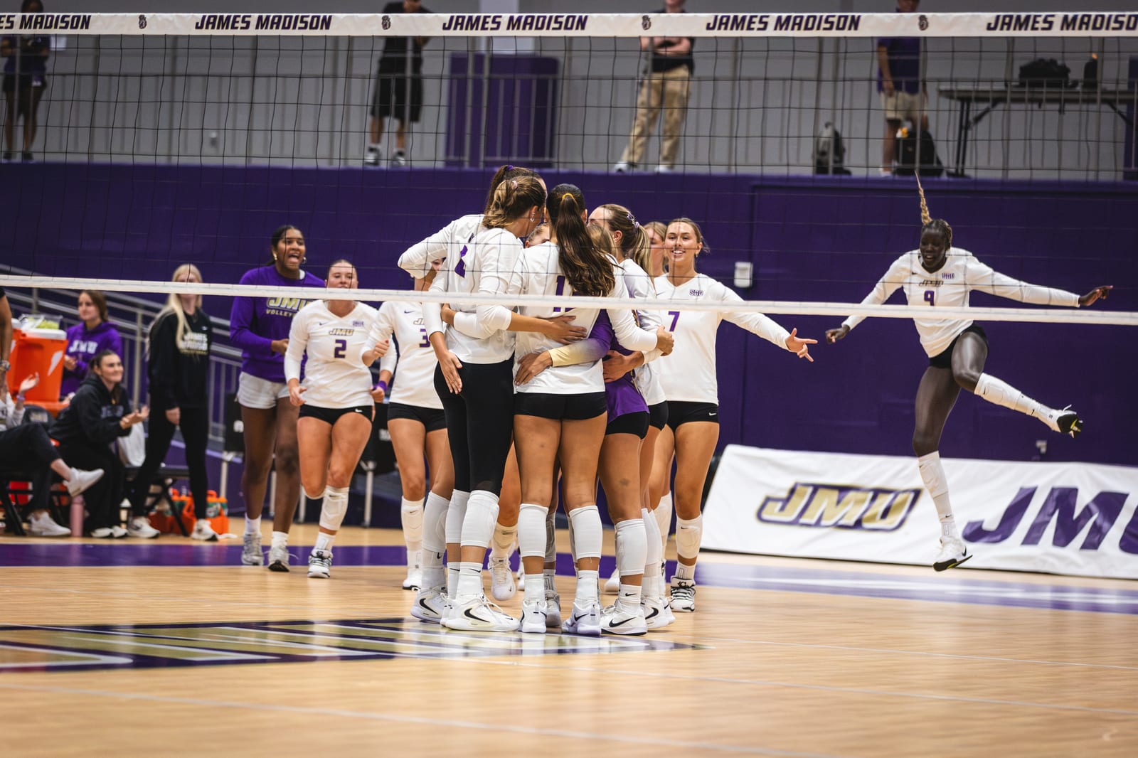 JMU vs. Loyola volleyball photo 29