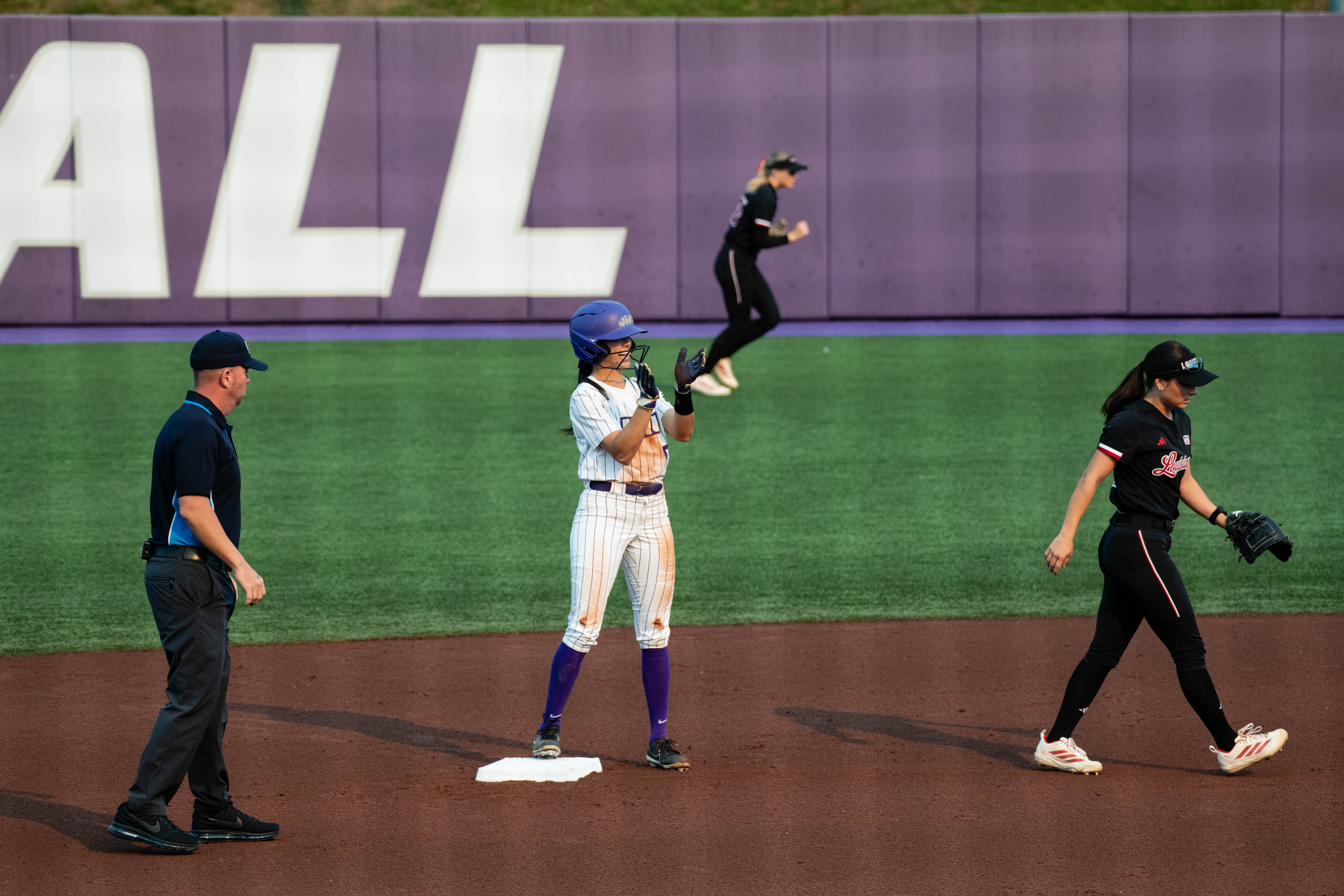 Softball photo 13